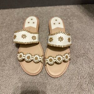 NEVER WORN JACK ROGERS